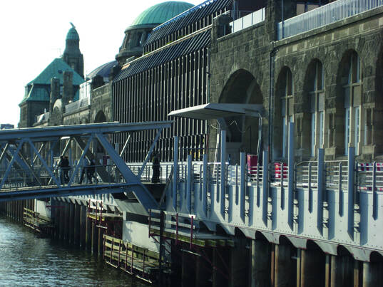 Hamburg St. Pauli - Landungsbrücken